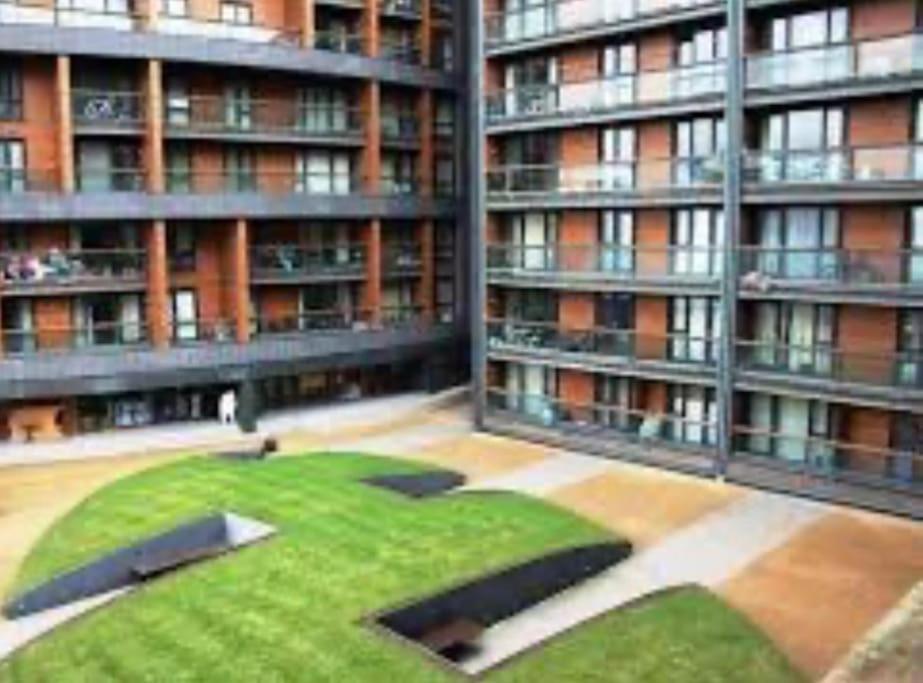 O2 Excel City Airport Apartment Λονδίνο Εξωτερικό φωτογραφία